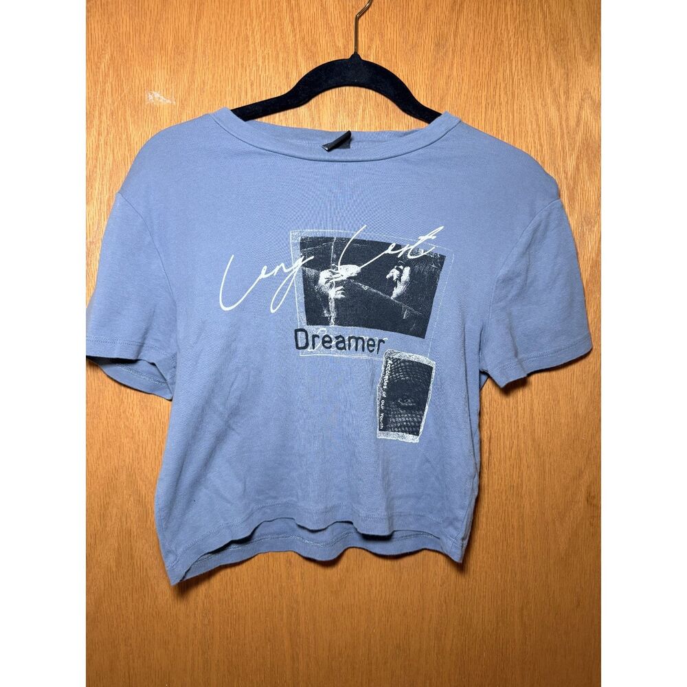 Urban Outfitters Cropped Graphic Tee Dusty Blue "Dreamer" Size S